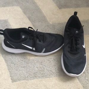 Nike flex experience 8 running shoes